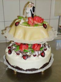 Hochzeitstorte - zweistöckig